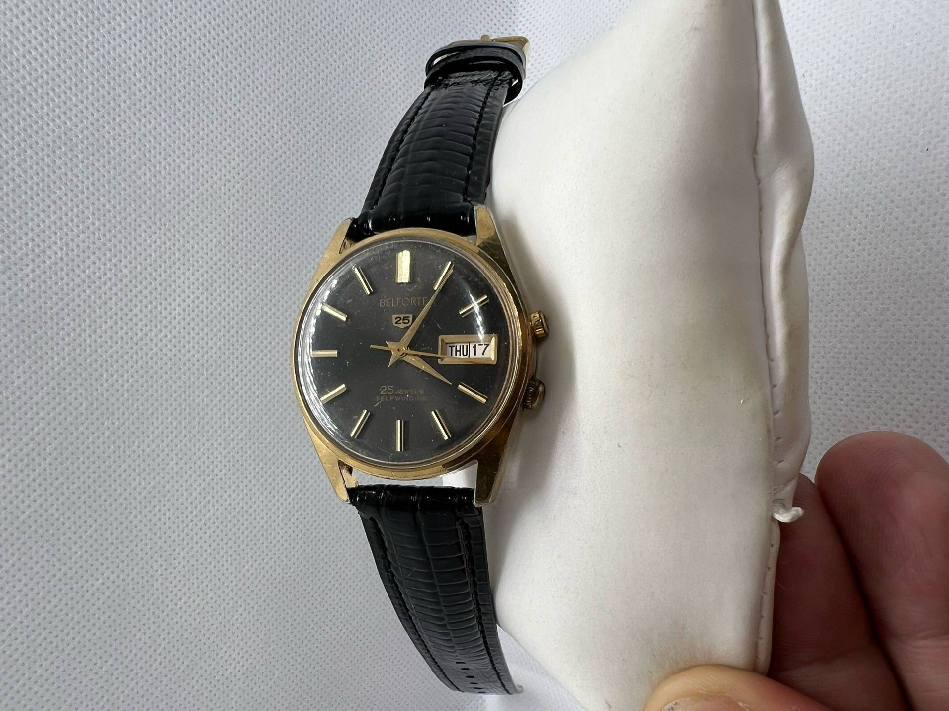 🎩🎩Rare Fancy Black Belforte Automatic Men's Watch 25 JWL Day/Date 1960s🎩🎩