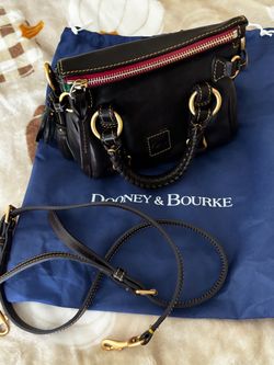 Dooney & Bourke