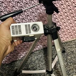 3M mp410 Mini Projector