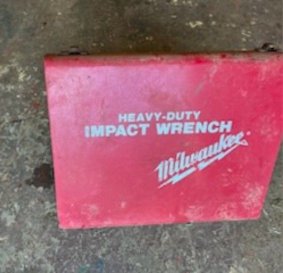 Milwaukee Impact Wrench