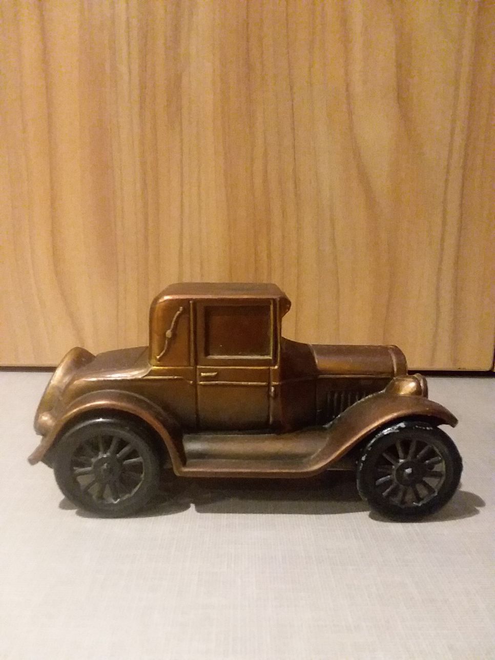 Vintage 1926 Pontiac Coupe Coin Bank