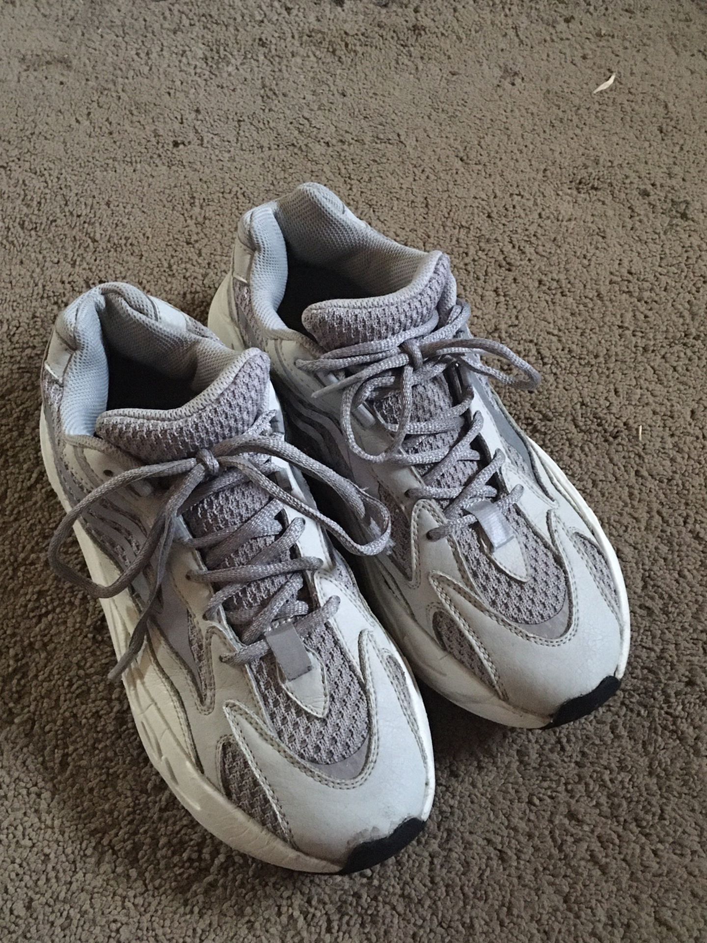 Adidas Yeezy Boost 700 V2 Static Color Way
