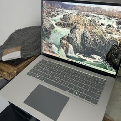 Microsoft Surface Laptop 7th ed 
