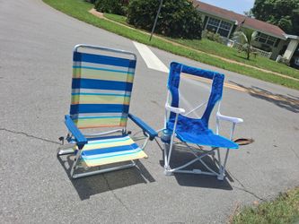 Beach chairs  15 cada una