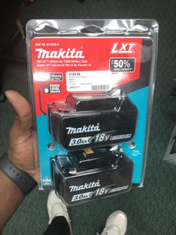 Battery, Tools-Power 2 battery pack Makita 3.0AH 18V lithium-Ion Brand NEW