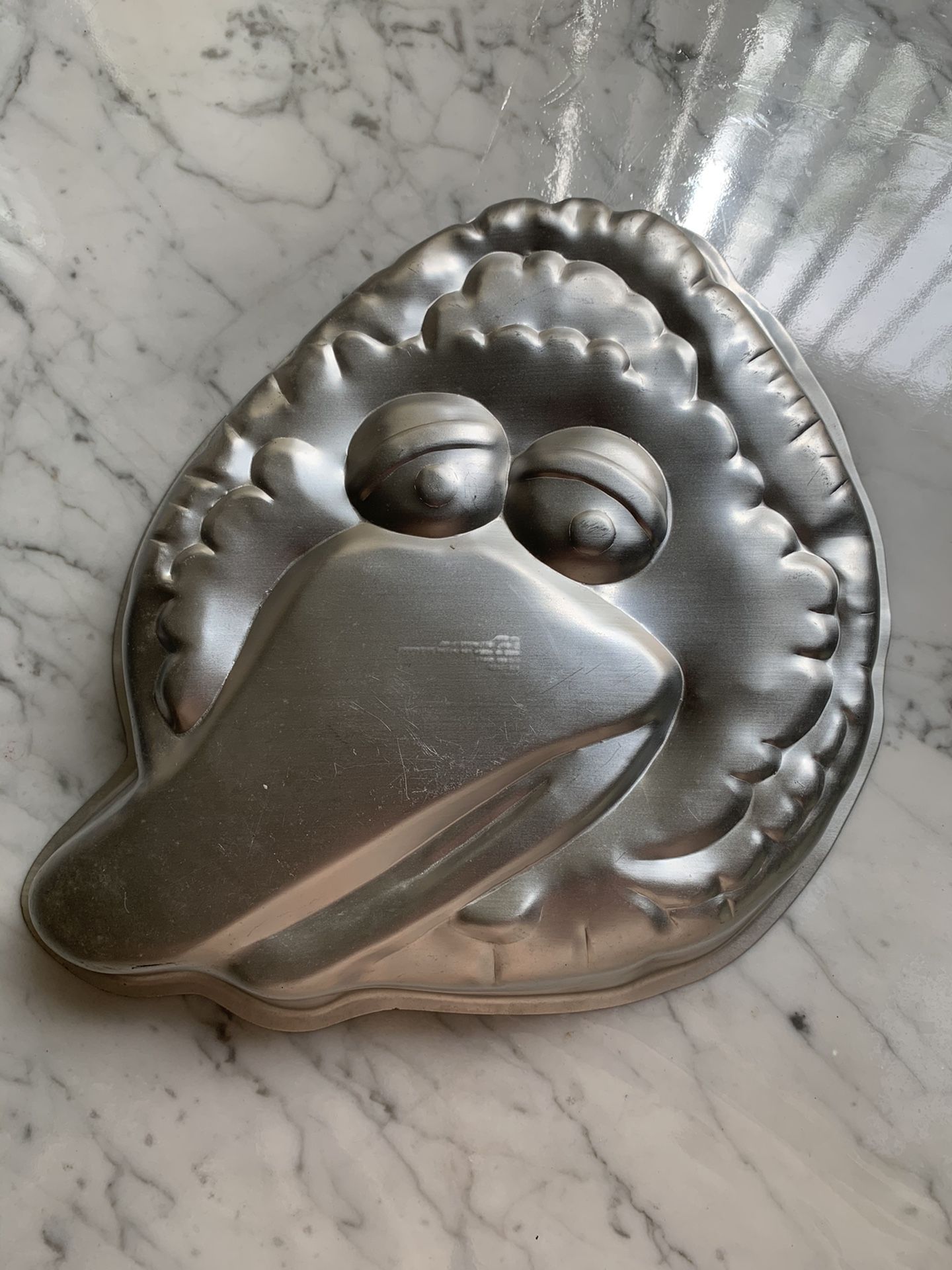 Wilton BIG BIRD cake pan