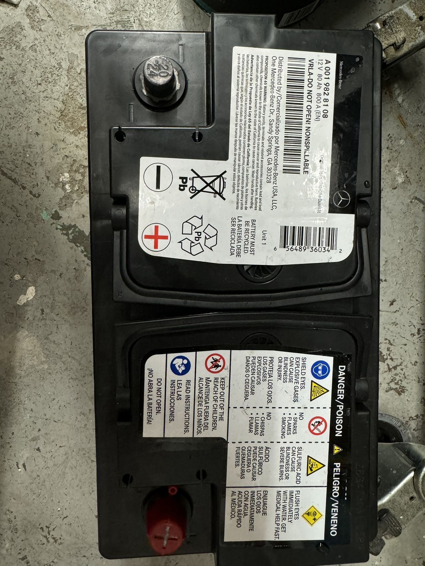NEW/OEM Mercdes Benz Primary Battery