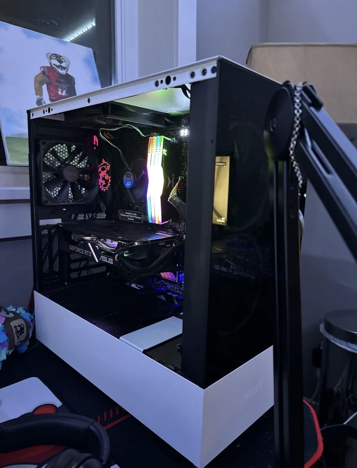 Gaming Pc , graphics Card- 2060 Super Motherboard-z590 Gaming Force Ram 16 gigs CPU-i9 11900k