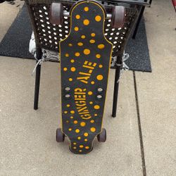 Crusing Skateboard 