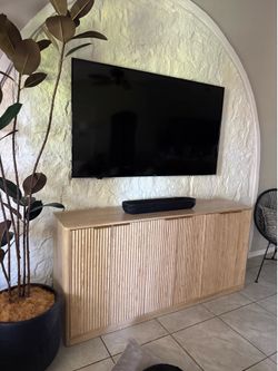 Tv stand
