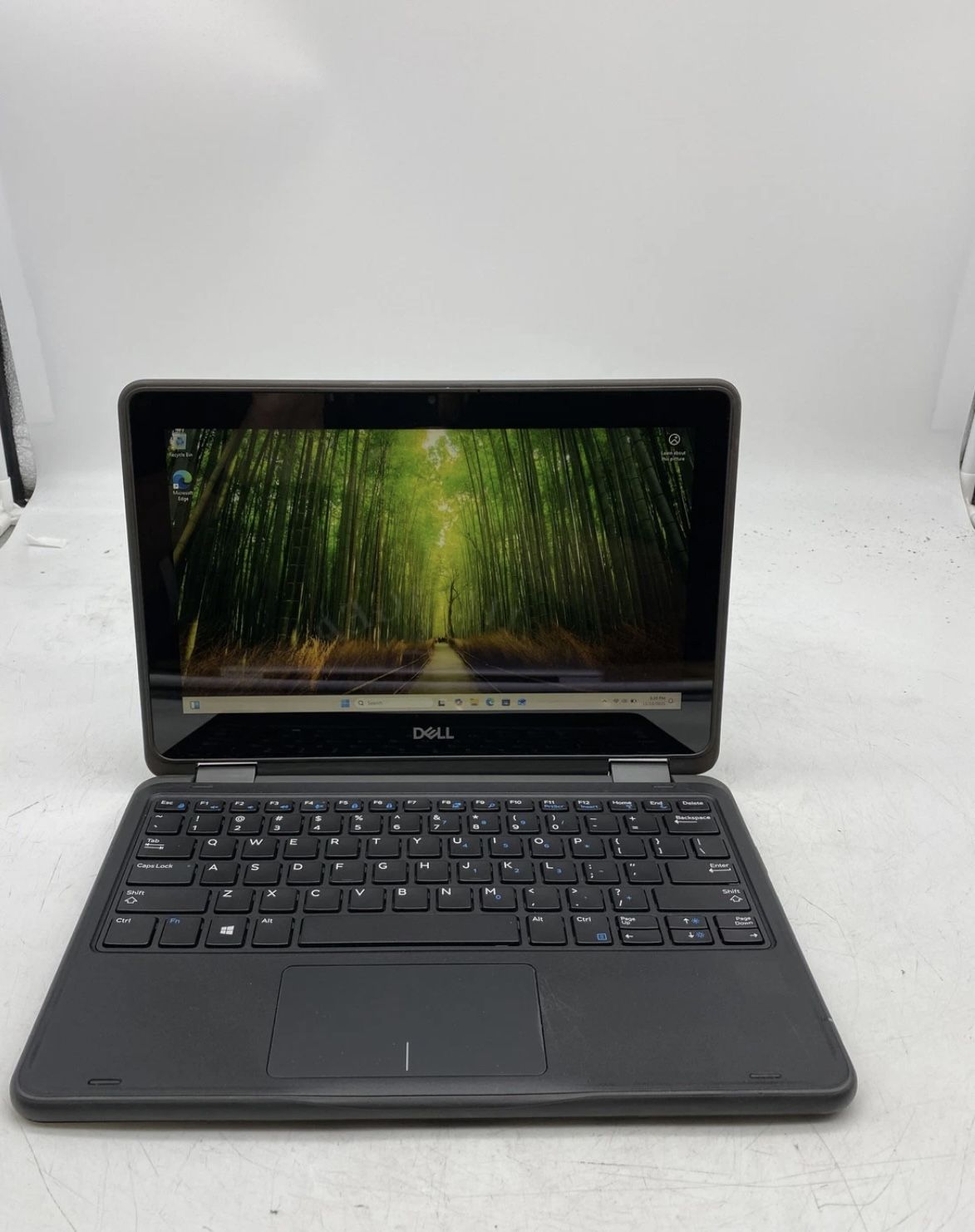 Dell 3190 Touchscreen 2-in-1 Laptop — 8GB/128GB SSD — Win 11 Pro