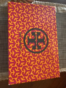 Tory Burch size 7 1/2 heels