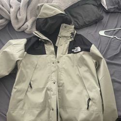 North Face Gore Tex Weather Resistant Jacket