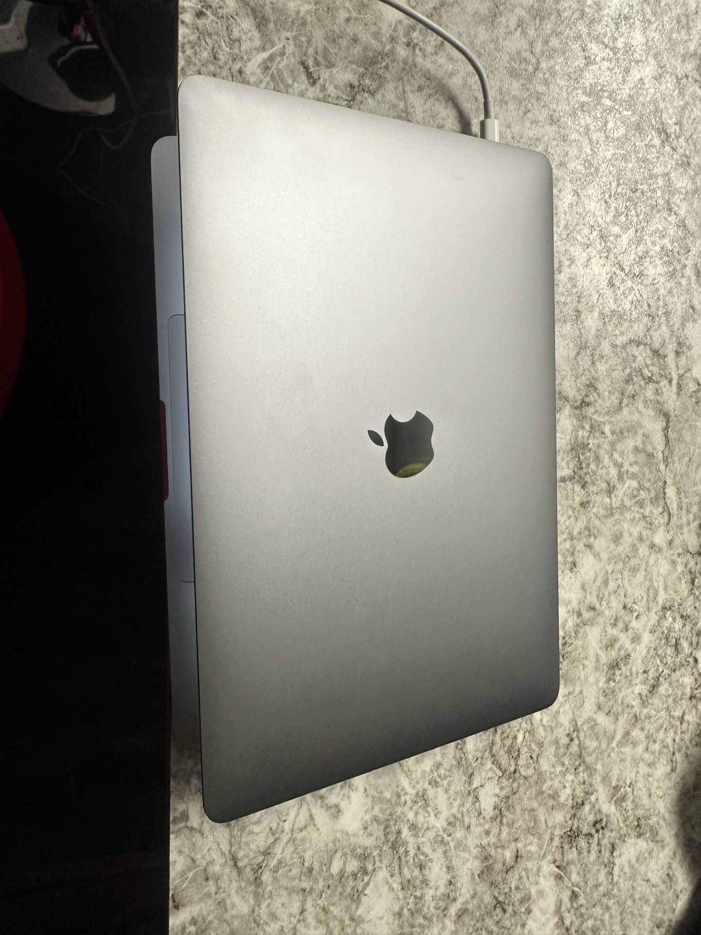 Macbook Pro Touch Bar Year 2020 M1