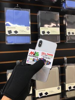 IPHONE X 64GB UNLOCKED