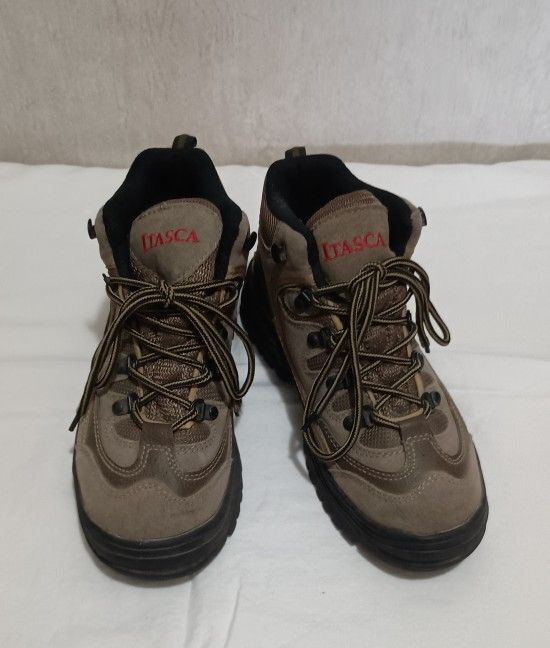 Women's Itasca Hiking Ankle Boots