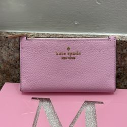 New Adorable Leather Pebble Kate Spade Wallet For Sale.. 