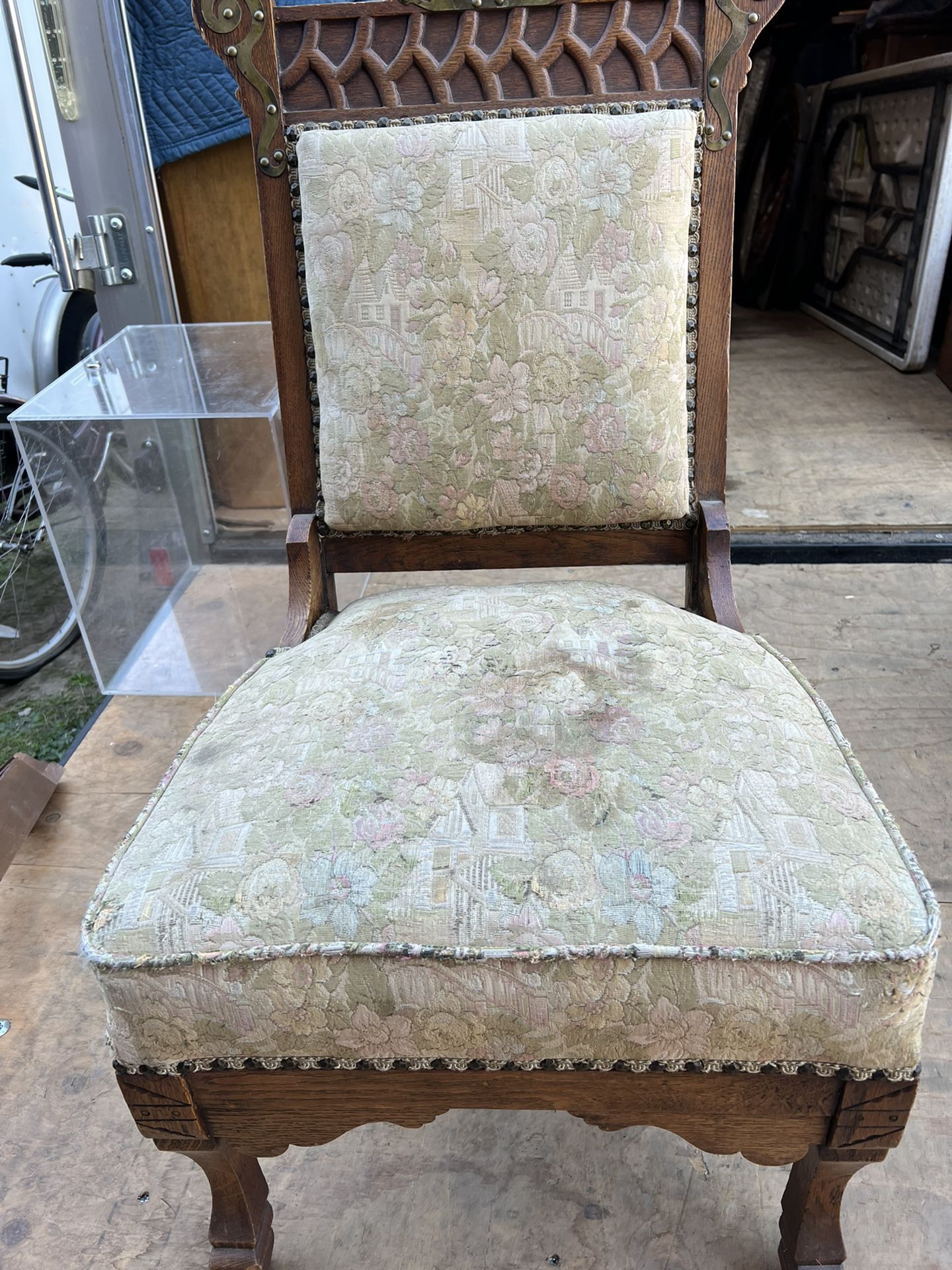 Victorian Parlor Chair
