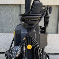 BE 1700 PSI Pressure Washer 