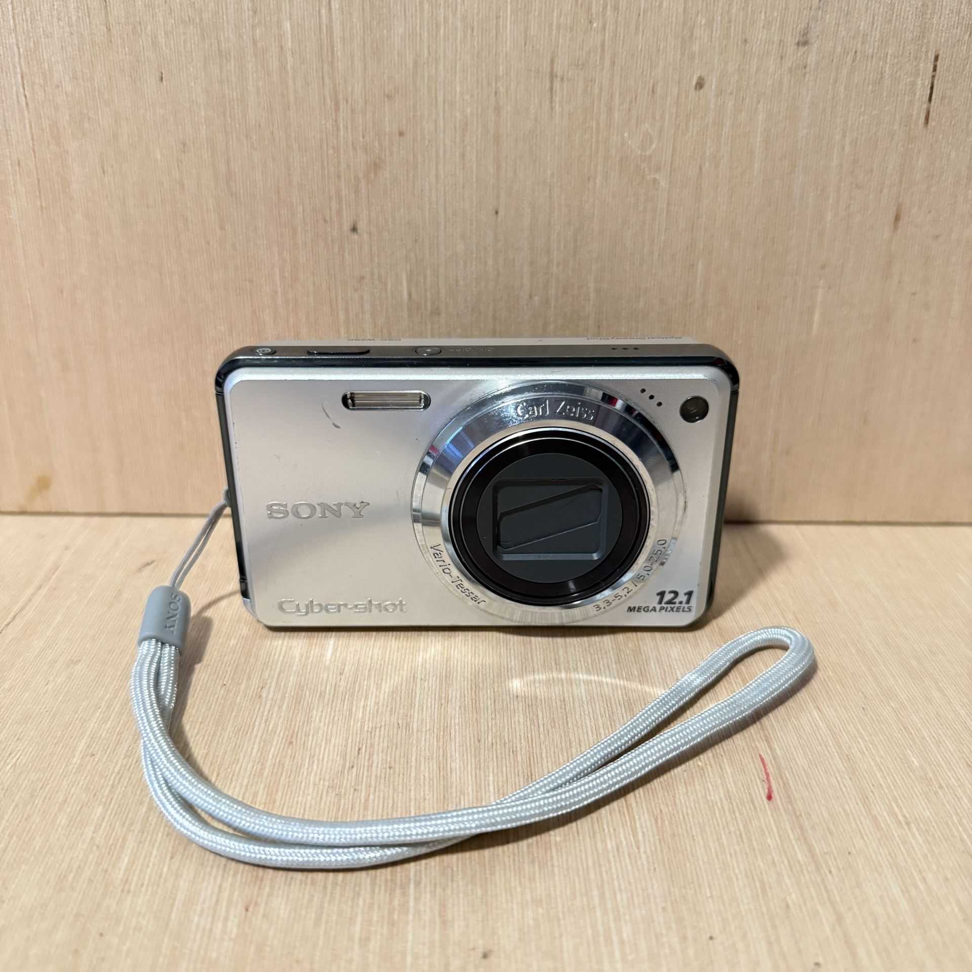Sony Cyber-Shot DSC-W290 Digital Camera 12.1MP BROKEN Lens Wont Open Read Below!