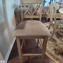 Barstools like new  set of 3