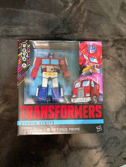 Transformers Studio Series Optimus Prime Figure