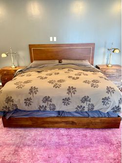 $1125  (OBO) -  Everett Acacia with Brass Inlay King Bed by CB2 (Frame Only)