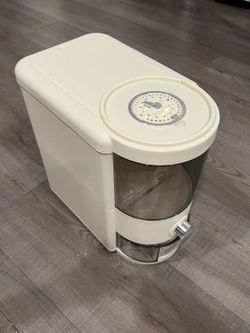 100% New Rice Storage & Dispenser