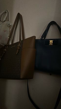 bolsa mk salva torre ferragamo juice