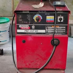 Lincoln Electric Pro-cut 60 Plasma Cutter