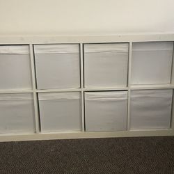 Dresser/organizer Shelf