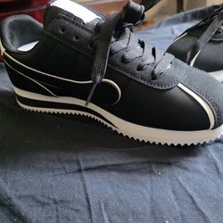 Nike Cortez Look Alike