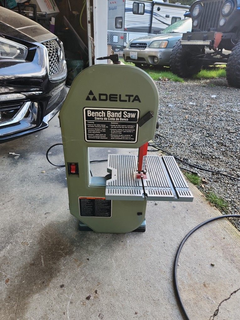 Delta Bandsaw
