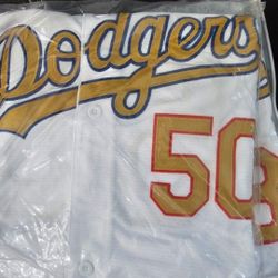 New  Betts Dodgers Champions World Series Gold Edition Jerseys. XL, Only!!With Tags!!