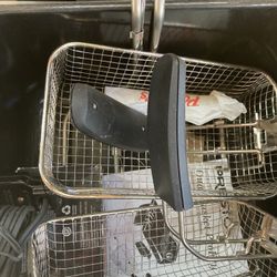 Deep Fryer With Two Baskets 