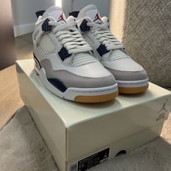 AIR JORDAN 4 RETRO SB
