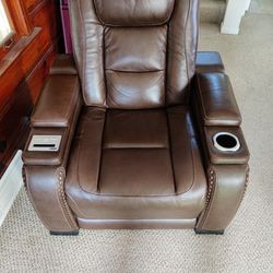 Electric Leather Recliner