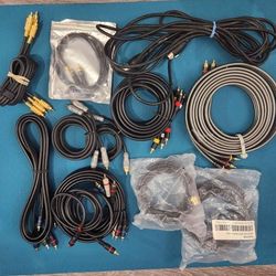 Bulk Lot Of 12 Audio And Video Cables