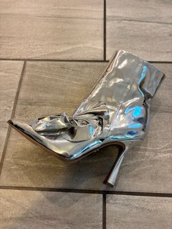 Sam Edelman Esmae Silver Metallic Boots