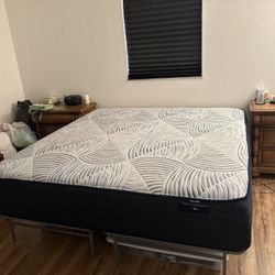 Serta Blissful Excellence - hybrid - king Size