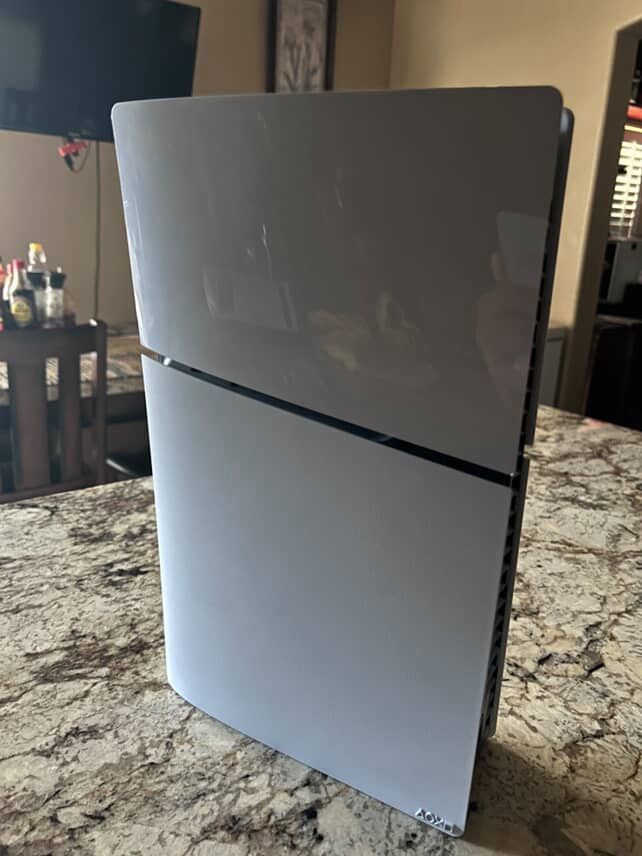 PlayStation Slim 1tb Throw Me Offers