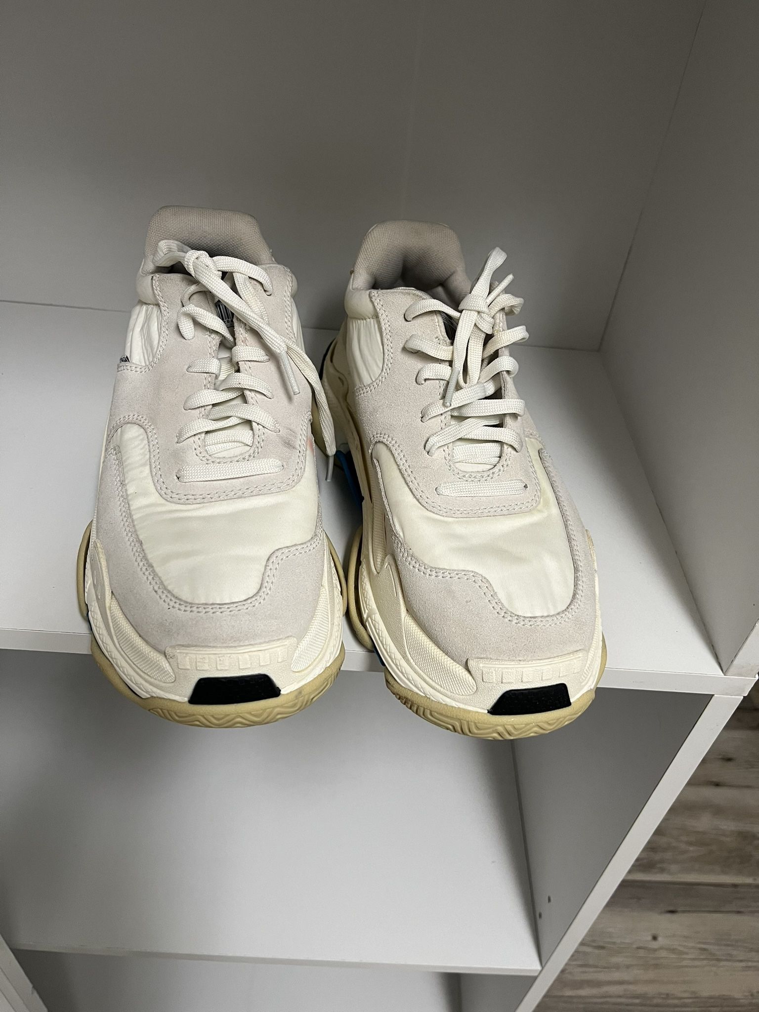 Tennis Shoes Balenciaga Size
