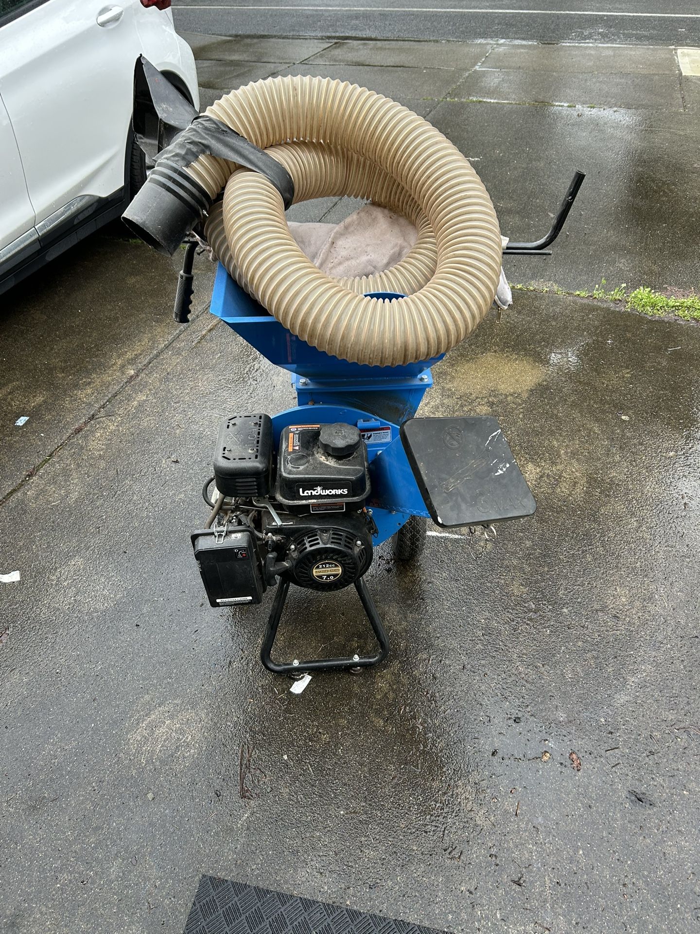 Landworks chipper