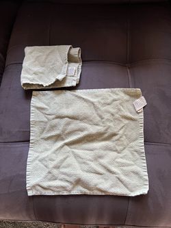 Thin, organic cotton washcloths
