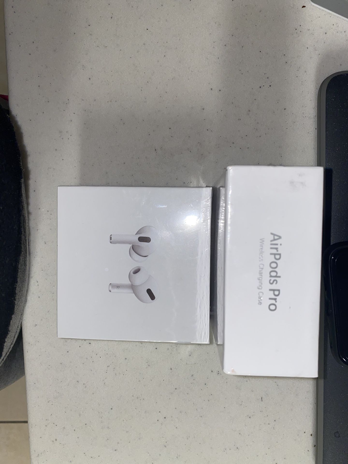 Air Pod Pros New Never opened