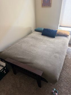 Queen Bed set