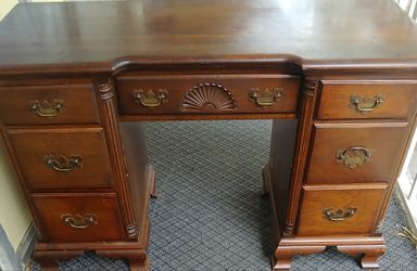 Office Desk with 7 drawers