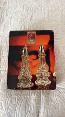 Crystal salt and pepper shaker
