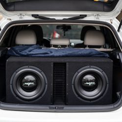 Dual 12" 5,000 Watt EVL Series Complete Subwoofer Package with Vented Enclosure and Amplifier + Kicker OFC Wiring
