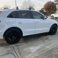  20” Black OEM WHEELS AND TIRES And Roof Rack